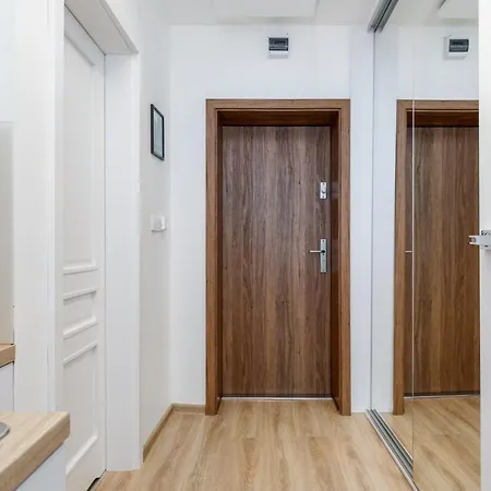 New Slavia Promenada Gwiazd By The By Renters * Miedzyzdroje
